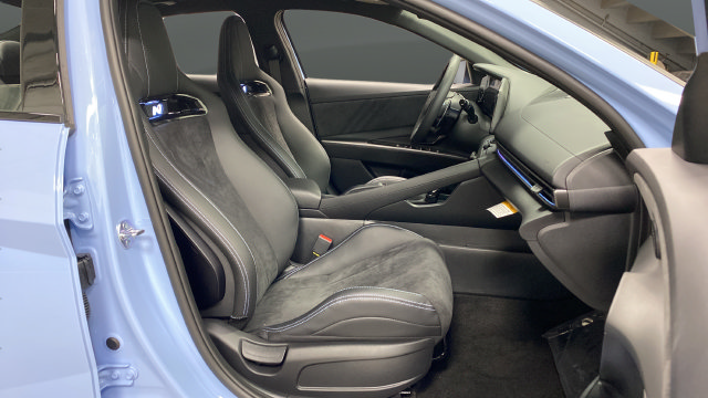 New 2026 Hyundai Elantra N FWD image 25