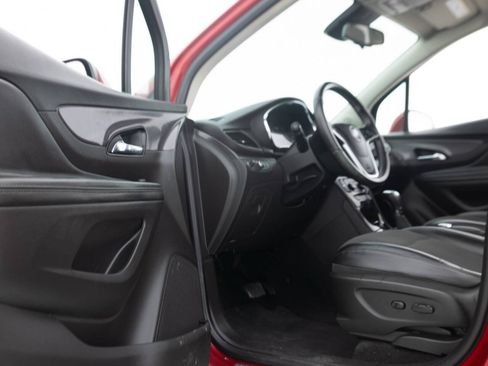 Used 2019 Buick Encore Preferred FWD image 26