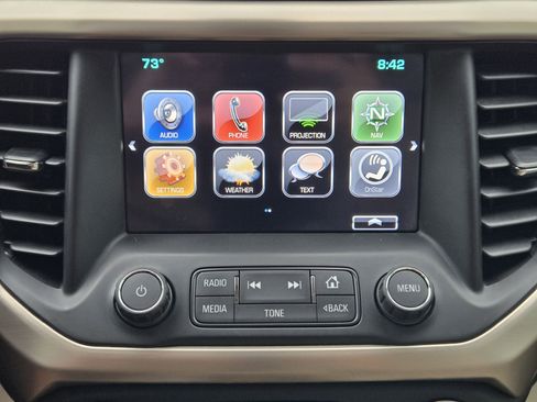 Used 2017 GMC Acadia Denali w/ Technology Package FWD image 10