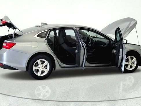 Used 2024 Chevrolet Malibu LT FWD image 12