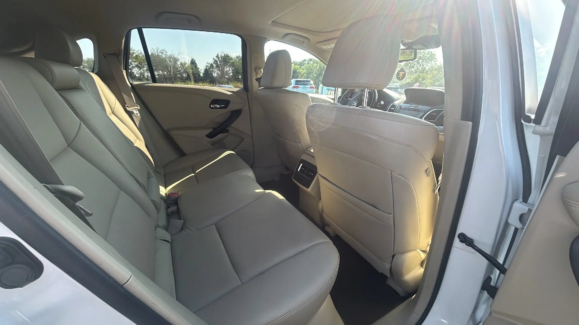 Used 2018 Acura RDX w/ Advance Package AWD/4WD image 10