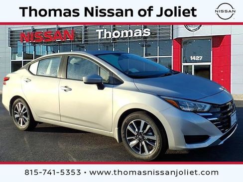 New 2025 Nissan Versa SV w/ Trunk Package image 1