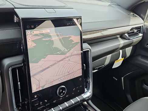 New 2026 GMC Yukon Elevation image 19