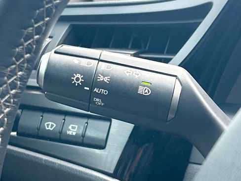 Used 2023 Lexus ES 350 F Sport w/ Accessory Package (Z2) FWD image 22