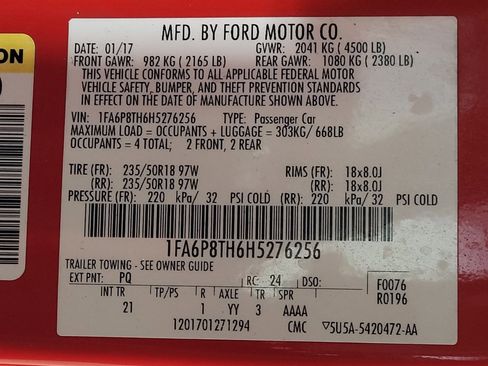 Used 2017 Ford Mustang Coupe RWD image 33
