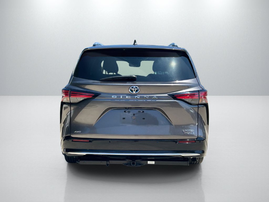 Certified 2023 Toyota Sienna Limited AWD/4WD image 6