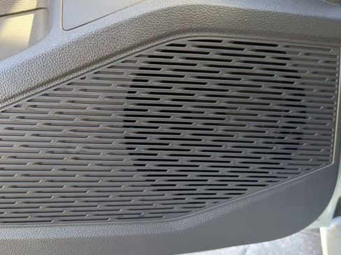 New 2026 Volkswagen Jetta SE FWD image 18