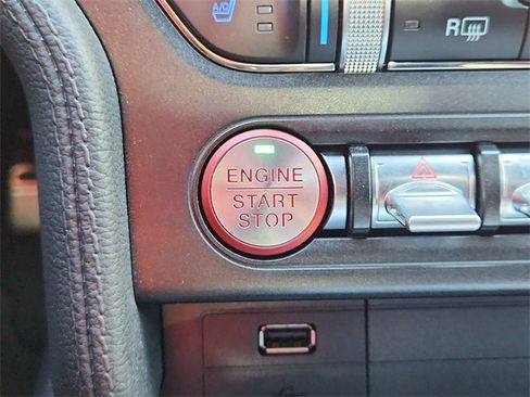 Used 2022 Ford Mustang Premium image 16