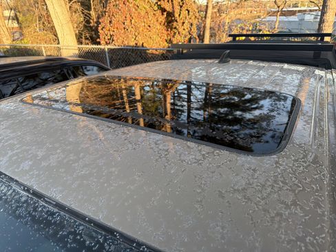 Used 2022 Nissan Frontier PRO-4X w/ Pro-4X Premium Package image 12