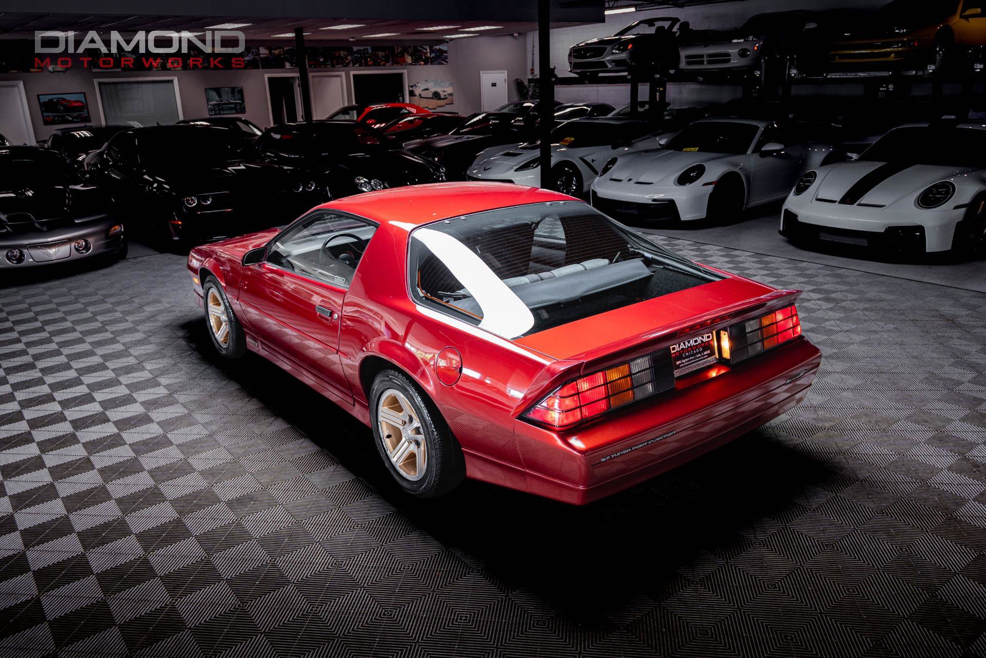 Used 1989 Chevrolet Camaro IROC-Z RWD image 61