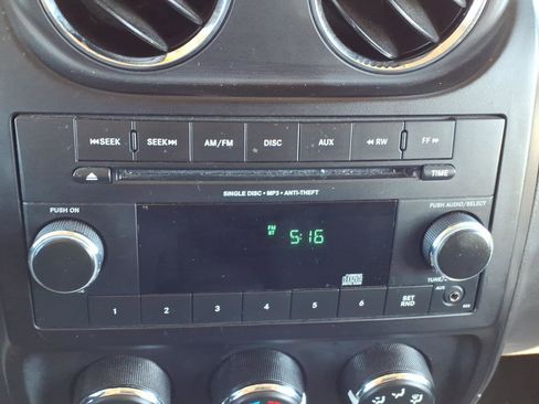 Used 2015 Jeep Patriot Sport w/ Power Value Group FWD image 8