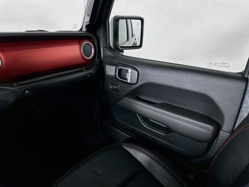 Used 2021 Jeep Gladiator Rubicon AWD/4WD image 22