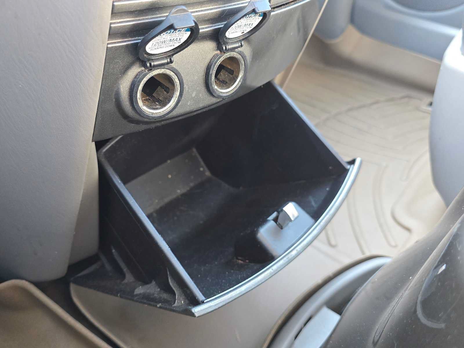 Used 2005 Toyota Sienna XLE Limited w/ XLE Limited Pkg 1 FWD image 36