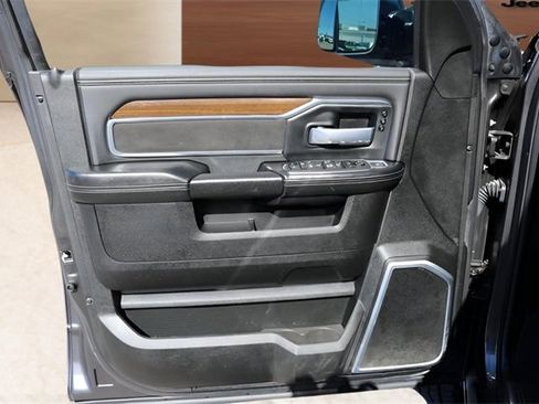 Used 2022 RAM 2500 Laramie image 12