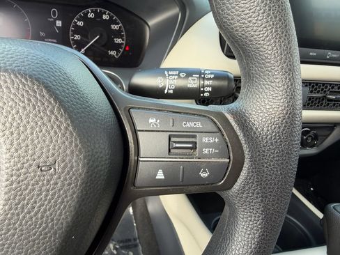 Used 2025 Honda HR-V LX image 22