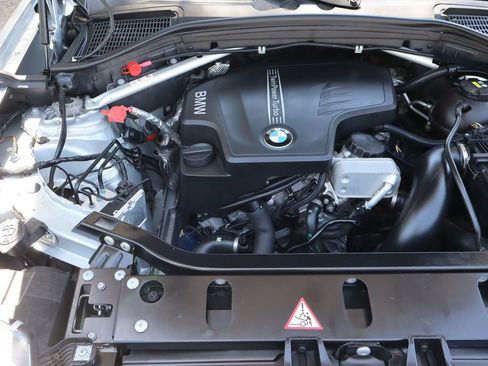 Used 2016 BMW X3 xDrive28i AWD/4WD image 39