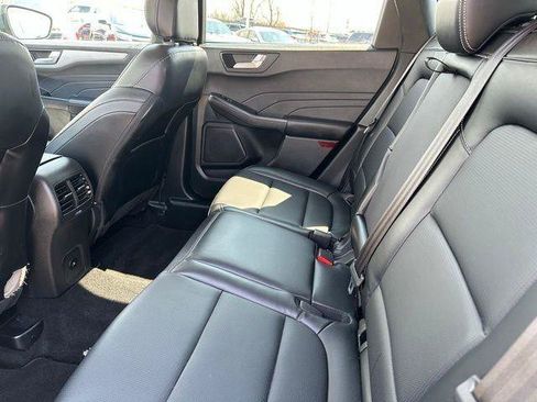 Used 2025 Ford Escape Platinum AWD/4WD image 18