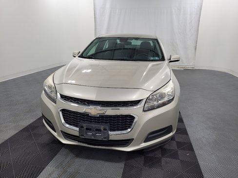 Used 2016 Chevrolet Malibu LT FWD image 15