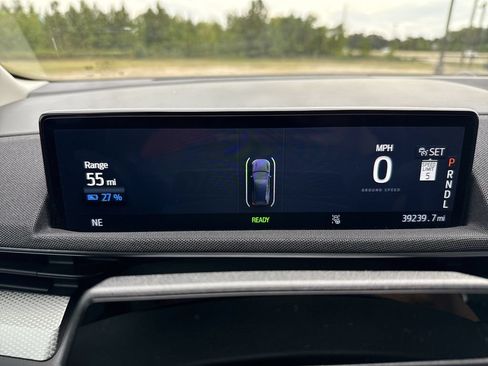 Used 2022 Ford Mustang Mach-E Select w/ Comfort/Technology Package RWD image 18
