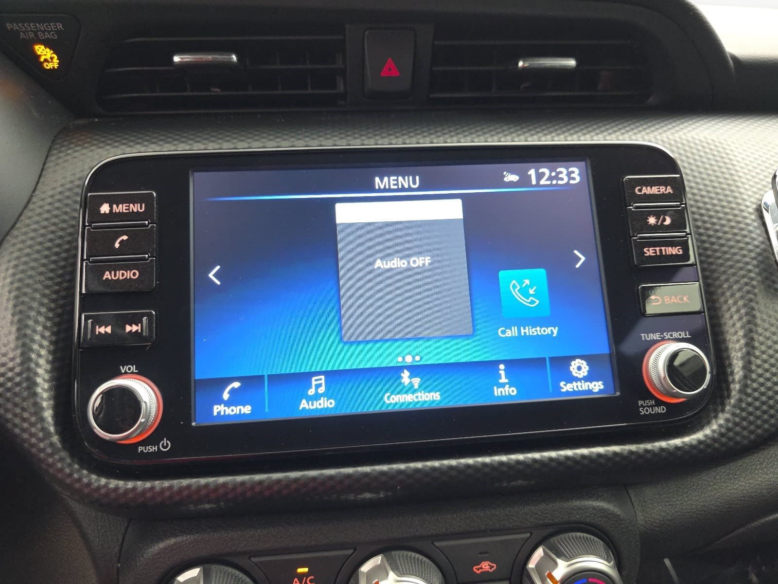 Used 2024 Nissan Kicks SV FWD image 18