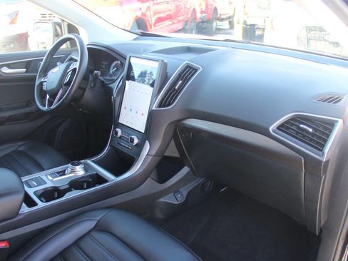 Certified 2024 Ford Edge SEL image 24