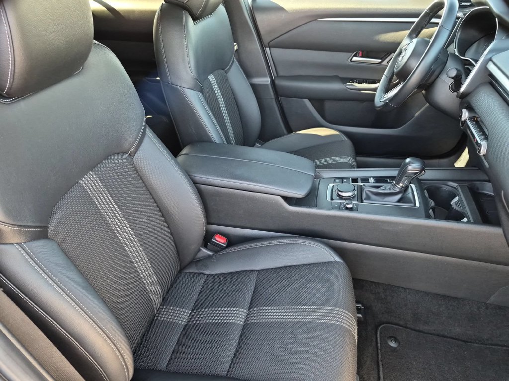 Used 2025 MAZDA CX-50 AWD 2.5 S w/ Premium Package image 31