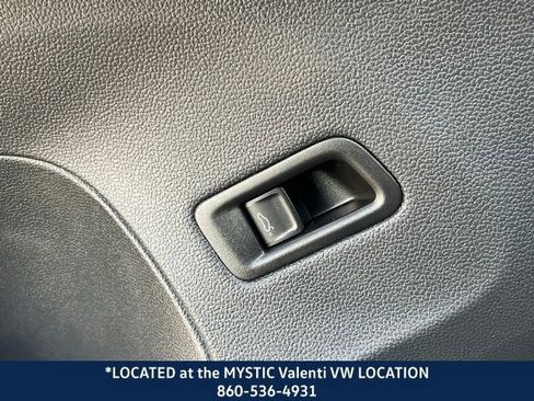 Used 2024 Volkswagen Atlas Peak Edition SEL image 35