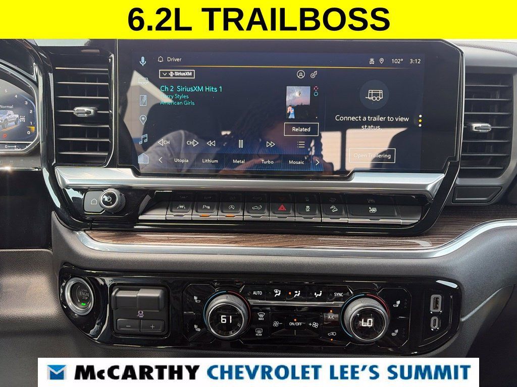 Used 2023 Chevrolet Silverado 1500 LT Trail Boss w/ Convenience Package II AWD/4WD image 7