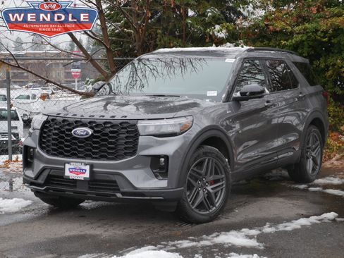 New 2026 Ford Explorer ST-Line w/ ST-Line Street Pack image 1