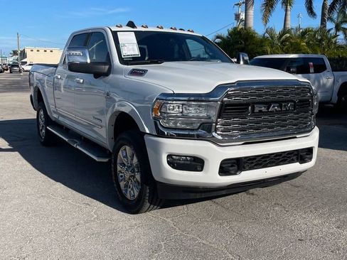 Used 2024 RAM 2500 Limited image 5