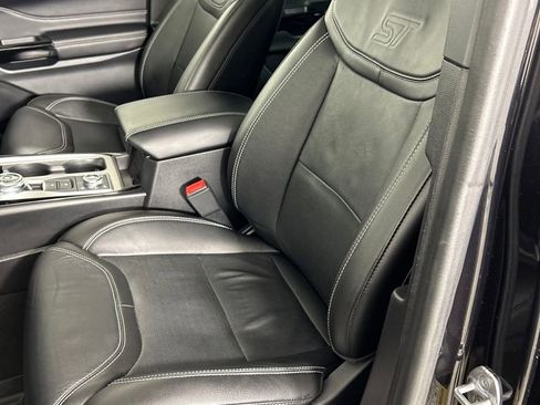 Used 2022 Ford Explorer ST w/ Equipment Group 401A image 11