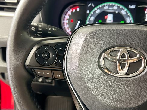 Used 2025 Toyota RAV4 XLE Premium w/ Weather Package FWD image 17