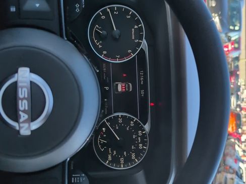 Certified 2023 Nissan Rogue SV image 13