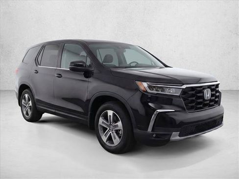 Used 2024 Honda Pilot EX-L image 3
