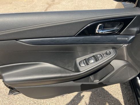 Certified 2023 Nissan Maxima Platinum w/ Sport Mat Group image 7