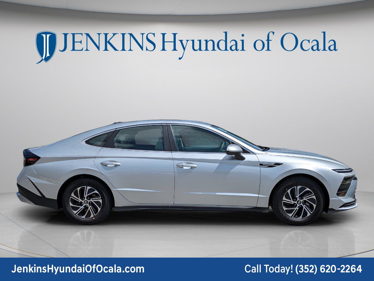 New 2026 Hyundai Sonata Blue FWD image 2