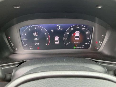 Used 2025 Honda Accord SE image 30