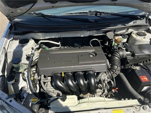 Used 2005 Toyota Corolla S image 13