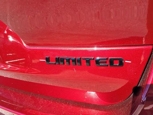 New 2025 Jeep Grand Cherokee L Limited w/ Black Appearance Package image 12