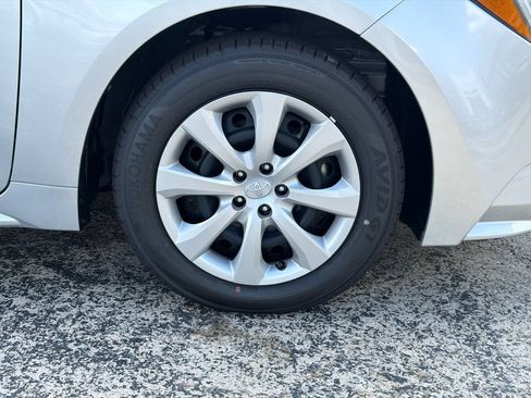 Used 2026 Toyota Corolla LE FWD image 14