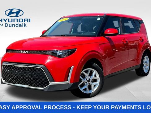 Used 2023 Kia Soul LX w/ LX Technology Package FWD image 1