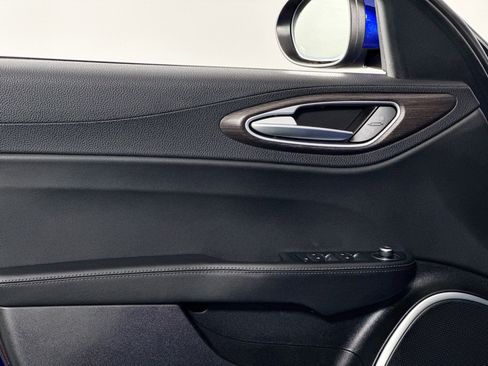 Used 2022 Alfa Romeo Giulia Ti w/ Active Assist Plus Package image 17