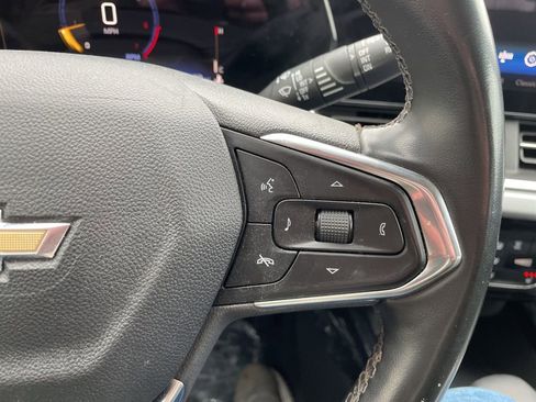 Used 2024 Chevrolet Trax LT w/ Driver Confidence Package FWD image 25