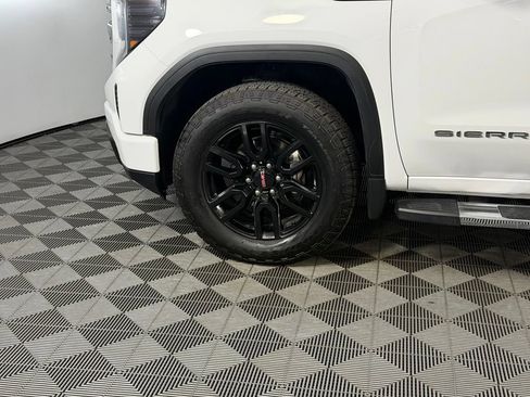 Used 2025 GMC Sierra 1500 Pro w/ Graphite Edition AWD/4WD image 10