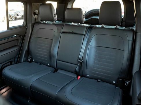 Certified 2026 Land Rover Defender 110 OCTA image 22