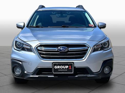 Used 2018 Subaru Outback 2.5i Limited AWD/4WD image 4
