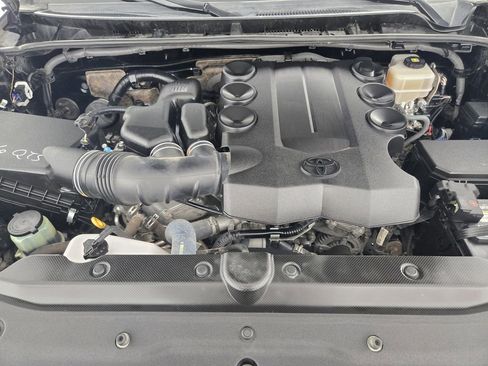 Used 2020 Toyota 4Runner SR5 Premium image 34