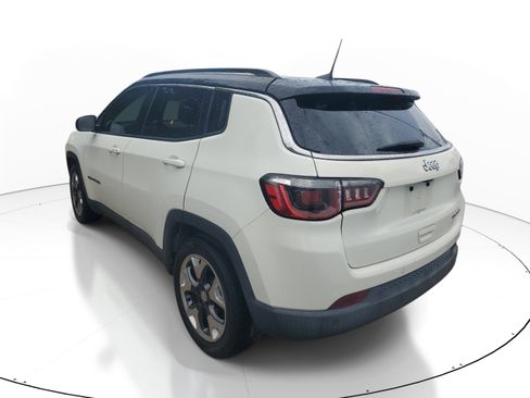 Used 2018 Jeep Compass Limited w/ Navigation Group FWD image 8