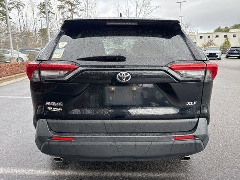 Used 2019 Toyota RAV4 XLE w/ Convenience Package image 13