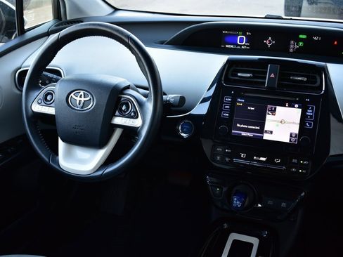 Used 2017 Toyota Prius Four Touring w/ Protection Package image 24